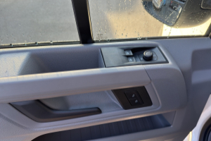 crafter-35-dkab-pick-up-3640-20-tdi-140-other-trucks-vw_292552.jpg