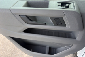 crafter-35-kaw-3640-20-tdi-140-entry-panel-van-vw_302055.jpg