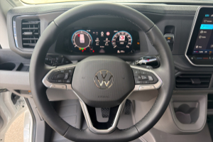crafter-35-kaw-3640-20-tdi-140-entry-panel-van-vw_302056.jpg