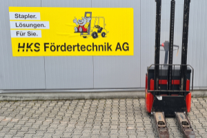 d412b-warehouse-stacker-sichelschmidt_199825.jpg