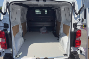 e-expert-kaw-standard-75-kwh-panel-van-peugeot_245306.jpg