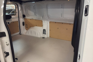 e-expert-kaw-standard-75-kwh-panel-van-peugeot_302568.jpg