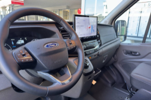 e-transit-van-350-l2h2-67kwh-trend-panel-van-ford_232145.jpg