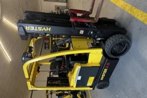 e25xn-mwb-counterbalance-forklift-truck-hyster_164626.jpg
