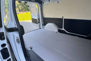 ecitan-kasten-l-worker-45-kwh-panel-van-mercedes_294399.jpg