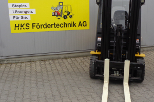 erp20ux-counterbalance-forklift-truck-yale_241781.jpg