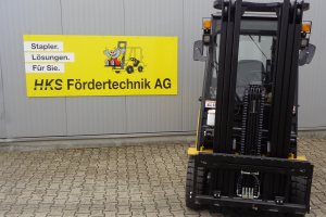 erp30ux-counterbalance-forklift-truck-yale_165847.jpg