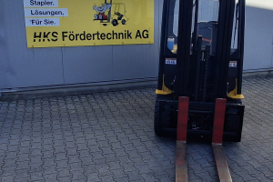 erp35vl-counterbalance-forklift-truck-yale_219344.jpg