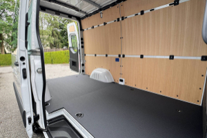esprinter-320-kasten-pro-worker-3665-s-81-kwh-panel-van-mercedes_296267.jpg