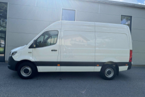 esprinter-420-kasten-pro-worker-3665-s-81-kwh-panel-van-mercedes_293860.jpg