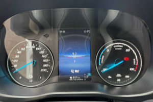 evito-129-kasten-worker-lang-90-kwh-panel-van-mercedes_288240.jpg