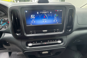evito-129-kasten-worker-lang-90-kwh-panel-van-mercedes_288241.jpg