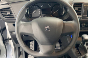 expert-kaw-standard-15-bluehdi-100-ps-panel-van-peugeot_176143.jpg