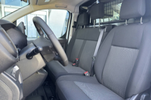 expert-kaw-standard-15-bluehdi-120-ss-panel-van-peugeot_232163.jpg