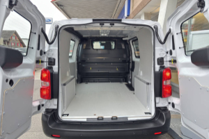 expert-kaw-standard-20-bluehdi-145-ss-panel-van-peugeot_209440.jpg