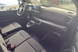 expert-kaw-standard-22-bluehdi-150-ss-panel-van-peugeot_291203.jpg
