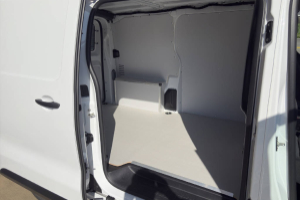 expert-kaw-standard-22-bluehdi-150-ss-panel-van-peugeot_294060.jpg