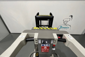 gabelstapler___arbeitsbuehnen_-_bravi_sprint_tl_-_mitsubishi_245076.jpg
