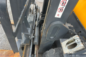 gabelstapler___arbeitsbuehnen_-_dfg_454__-_jungheinrich_249586.jpg