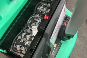 gabelstapler___arbeitsbuehnen_-_pbp16n2_-_mitsubishi_237924.jpg