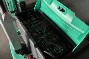 gabelstapler___arbeitsbuehnen_-_pbp20n2_-_mitsubishi_239609.jpg