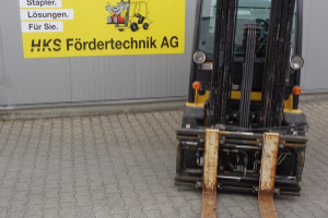 gdp30vx-counterbalance-forklift-truck-yale_252330.jpg