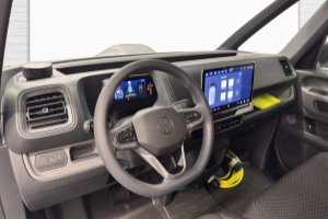 idbuzz-cargo-84kwh-panel-van-vw_299413.jpg