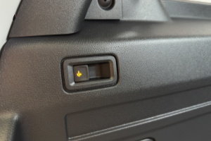 idbuzz-cargo-84kwh-panel-van-vw_299417.jpg