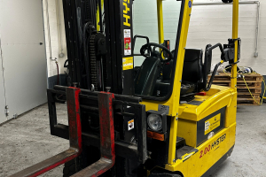 j200xmt-acx-counterbalance-forklift-truck-hyster_255159.jpg