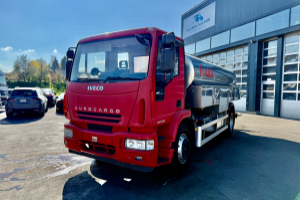 Camions - IVECO - 180E28 4x2 Milchtank