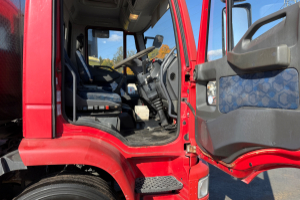 lastwagen_-_180e28_4x2_milchtank_-_iveco_258032.jpg