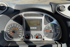 lastwagen_-_180e28_4x2_milchtank_-_iveco_258033.jpg