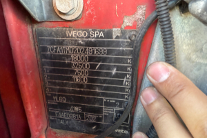 lastwagen_-_180e28_4x2_milchtank_-_iveco_258036.jpg