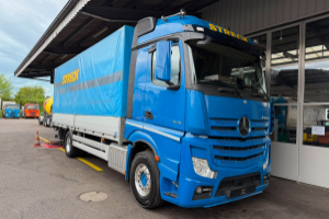 lastwagen_-_1846_-_mercedes_291340.jpg