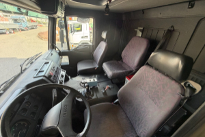 lastwagen_-_190e35w_cursor_4x4_-_iveco_279193.jpg