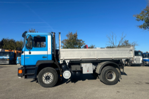 lastwagen_-_19_372_4x2_rechtslenker_3-seitenkipper__-_man_201701.jpg
