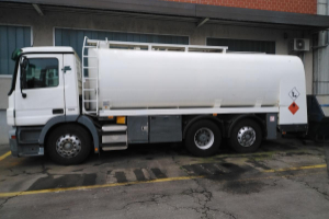 lastwagen_-_2541_6x2_-_mercedes_205790.jpg