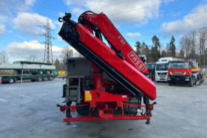lastwagen_-_2551_v8_6x2_fassi_185-5_bj_2020_-_mercedes_213043.jpg