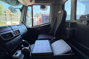 lastwagen_-_260t45_trakker_-_iveco_291330.jpg