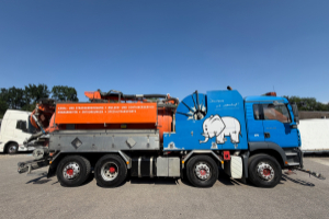 lastwagen_-_26_460_8x2_4_kanalreiniger_kaiser__-_man_295238.jpg