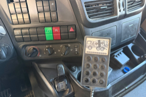 lastwagen_-_340t40trakker___8x4_-_iveco_305801.jpg