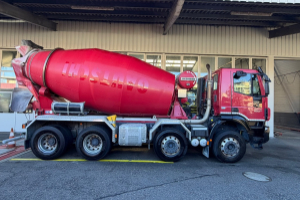 lastwagen_-_340t40trakker___8x4_-_iveco_305803.jpg