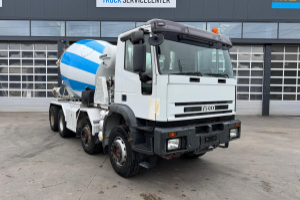 lastwagen_-_440_cursor_8x4_liebherr_-_iveco_254916.jpg