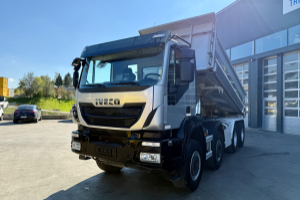 lastwagen_-_500_8x4_kipper_bordmatik_-_iveco_256892.jpg