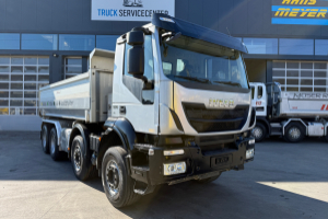lastwagen_-_500_8x4_kipper_bordmatik_-_iveco_256895.jpg