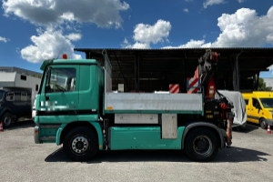 lastwagen_-_actros_1840_4x2_pk_21000c_-_mercedes_233283.jpg