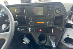 lastwagen_-_actros_1842_4x2_kuehler_gas__-_mercedes_188903.jpg