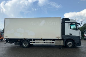 lastwagen_-_actros_1842_4x2_kuehler_gas__-_mercedes_188906.jpg
