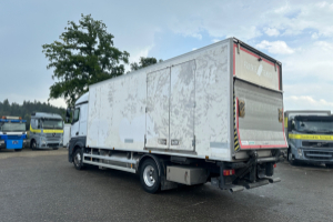 lastwagen_-_actros_1842_4x2_kuehler_gas__-_mercedes_188909.jpg