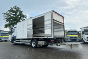 lastwagen_-_actros_1842_4x2_kuehler_gas__-_mercedes_188911.jpg